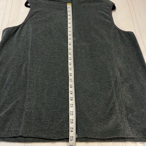 Lands End Fleece Vest - Picture 8 of 8